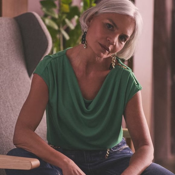 MELANIE LYNE: Drape Neck Zipper Detail Top - green - Picture 1 of 6